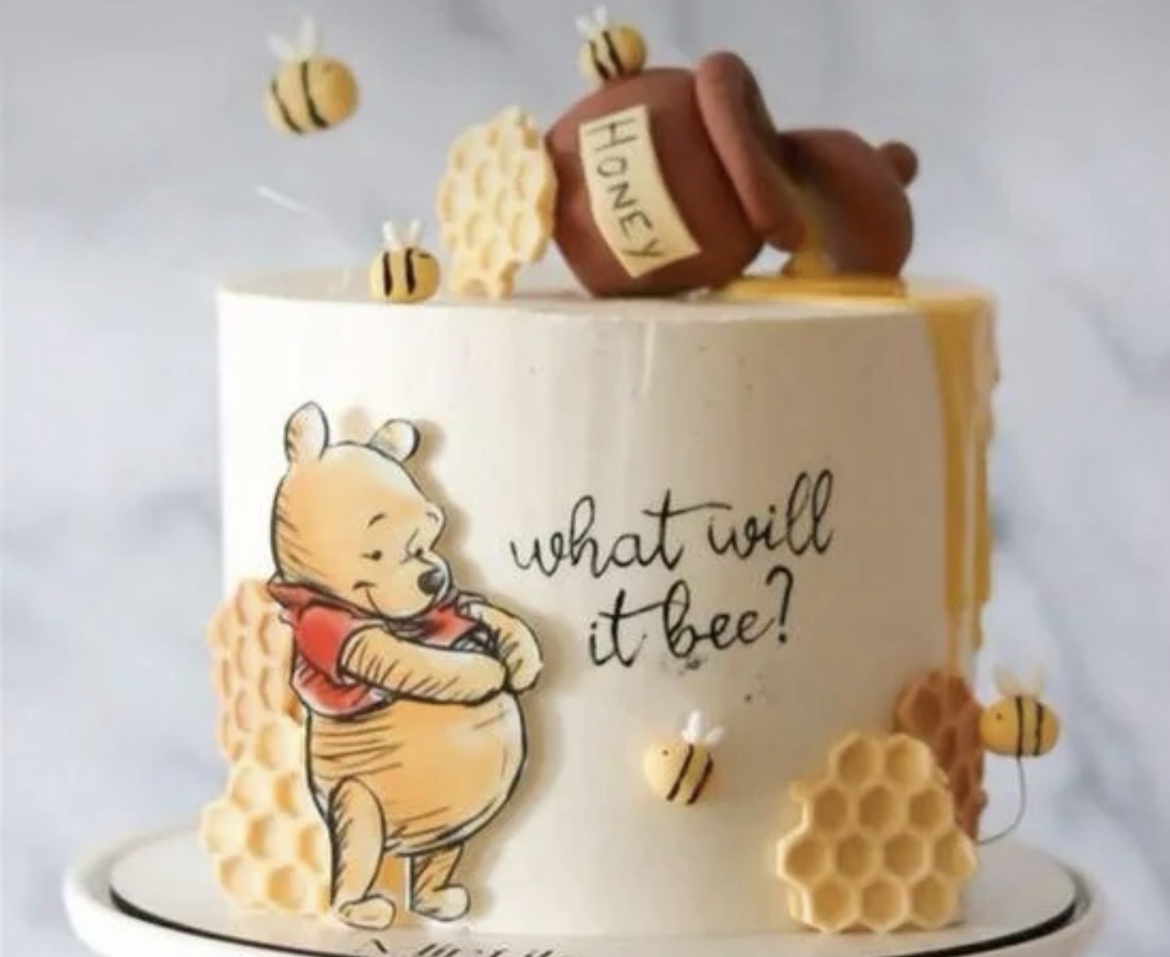 Winnie the Pooh baby shower cake